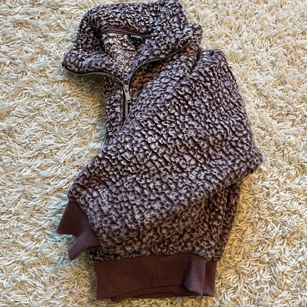 Express Half Zip Pull-Over - image 2